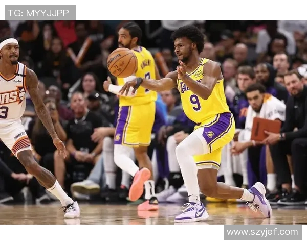 178直播湖人对决雷霆精彩赛事回顾与分析让我们一起见证篮球盛宴 178直播湖人对决雷霆精彩赛事回顾与分析让我们一起见证篮球盛宴